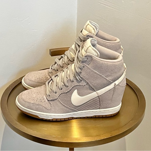 Nike Dunk Sky Suede Vintage Women's Hidden-Wedge High-Top Sneakers Gray & White - Picture 2 of 11